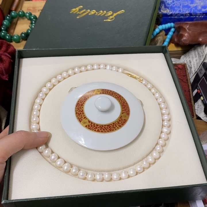 瓷片哈中古工艺品一件