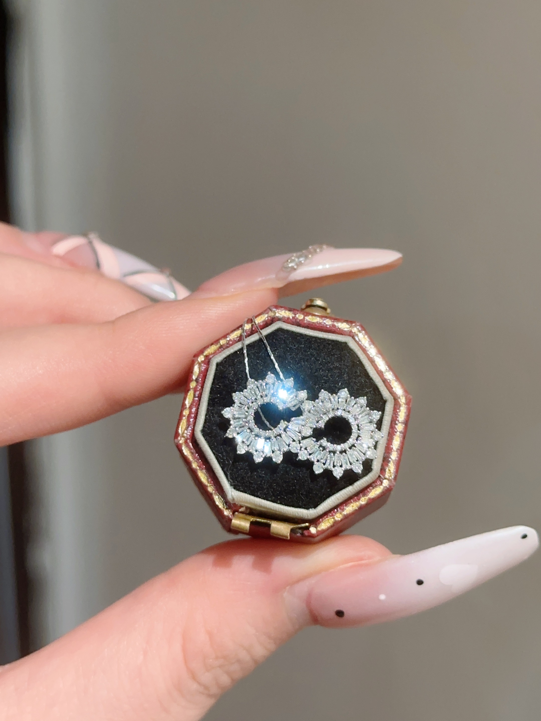 【六言高定】1927梯方雪花C耳钉ZSES