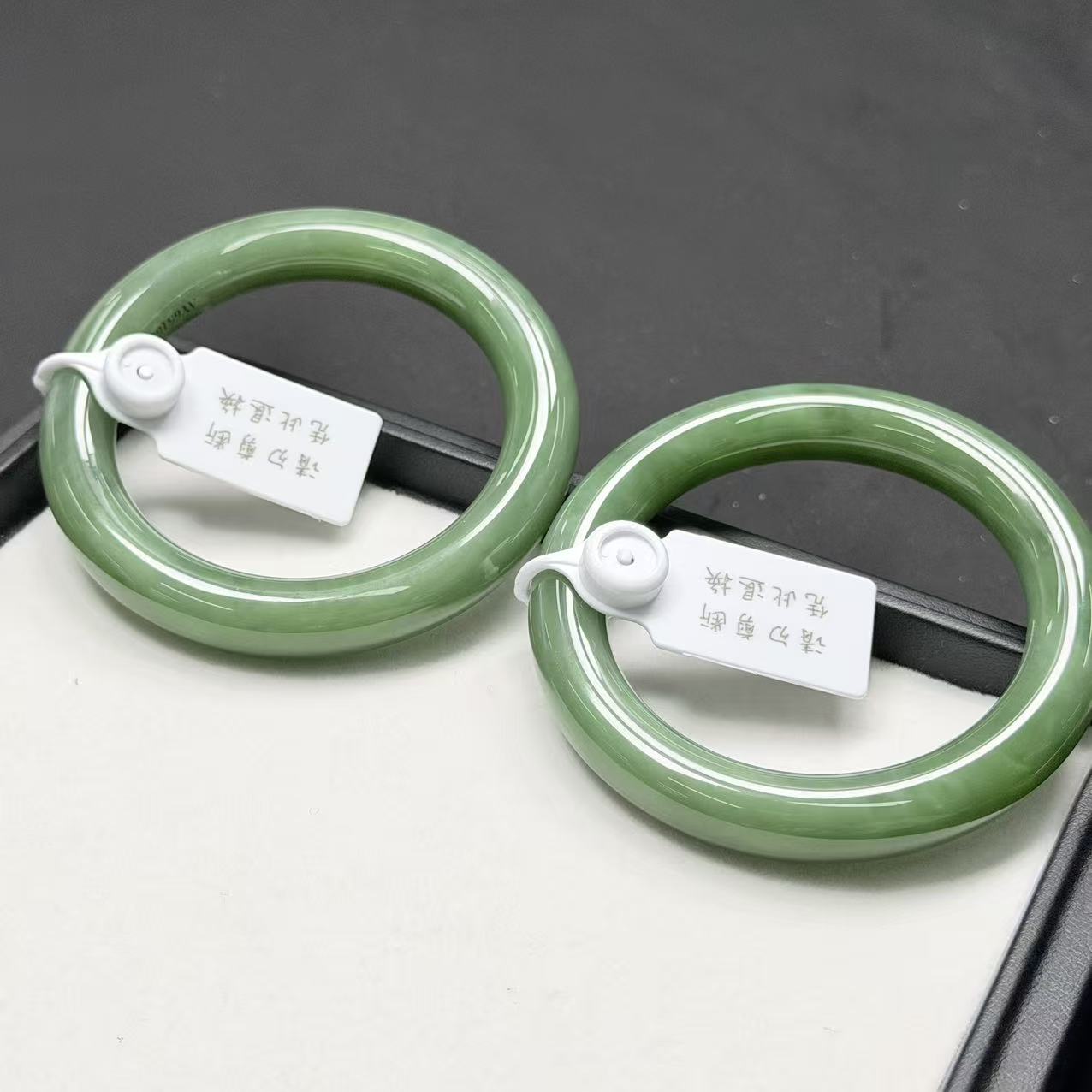 【睿泽赏宝】和田玉碧玉圆条手镯多样性发一/有瑕（53-59#）KS0080028