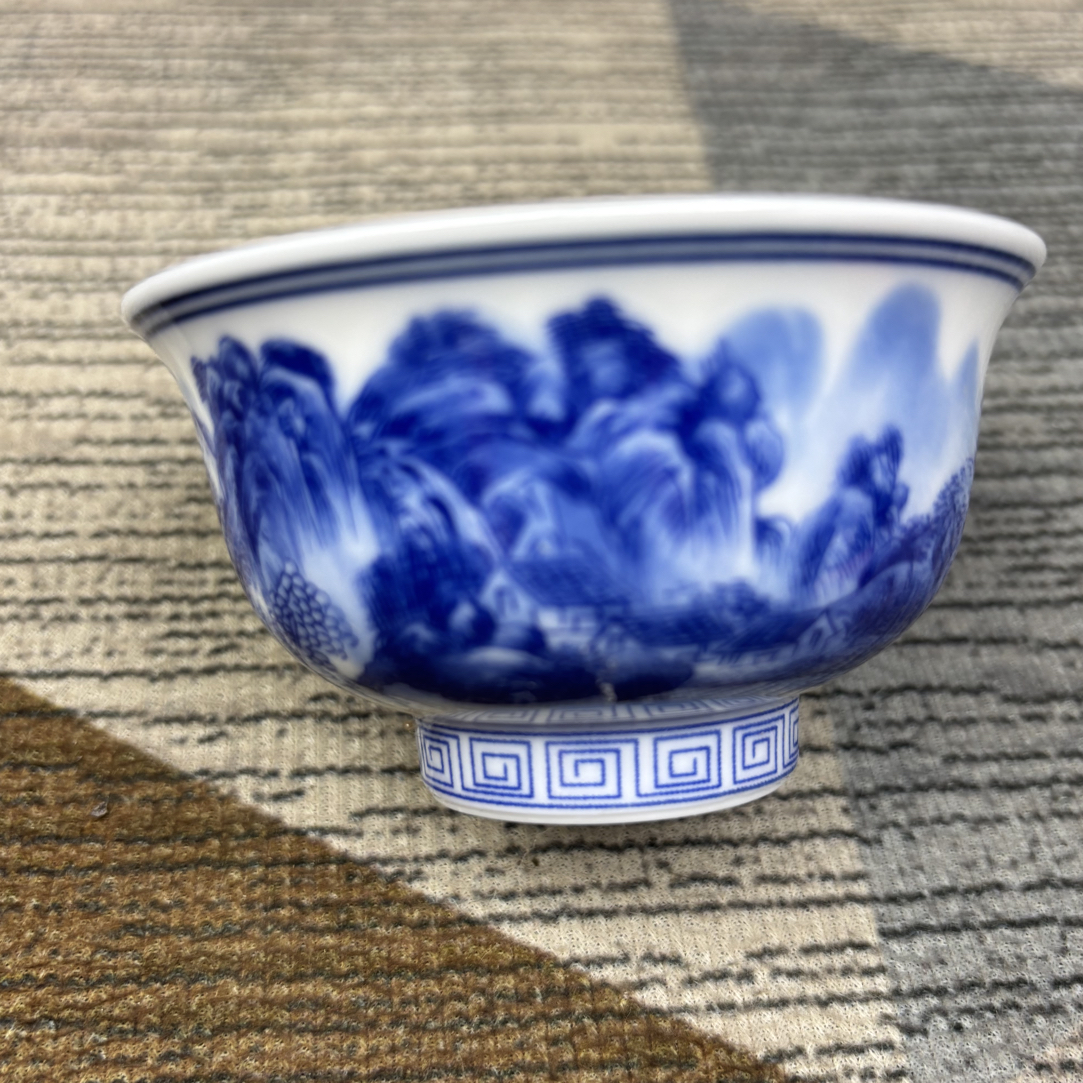 景德镇精工青花山水大容量厚底陶瓷功夫压手杯茶杯主人杯