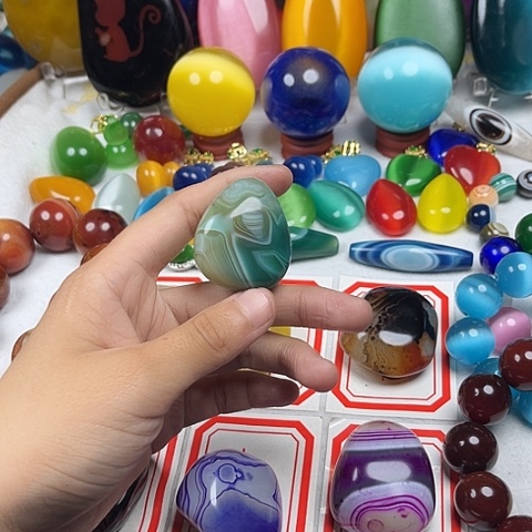 玛瑙/玉髓耳钉未镶嵌