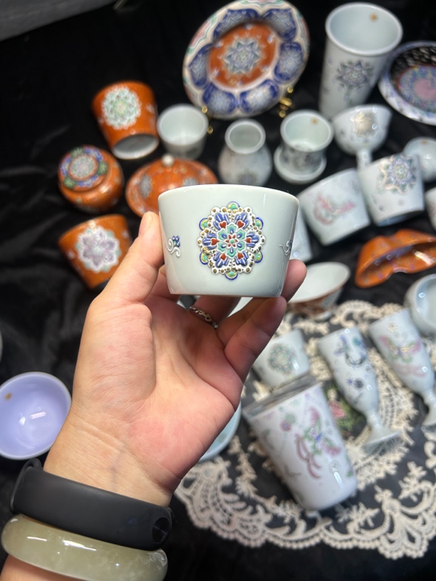 原创宝相花珐琅彩主人杯