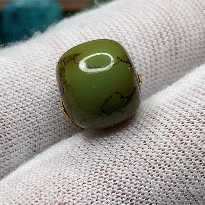 绿松石未镶嵌天然原矿 地大质检12×10.8mm