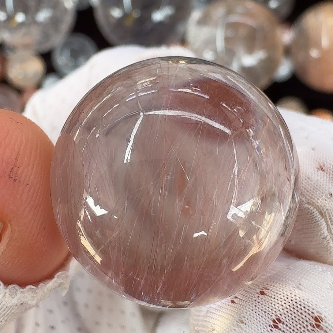 未镶嵌颈饰水晶琪*?兔毛