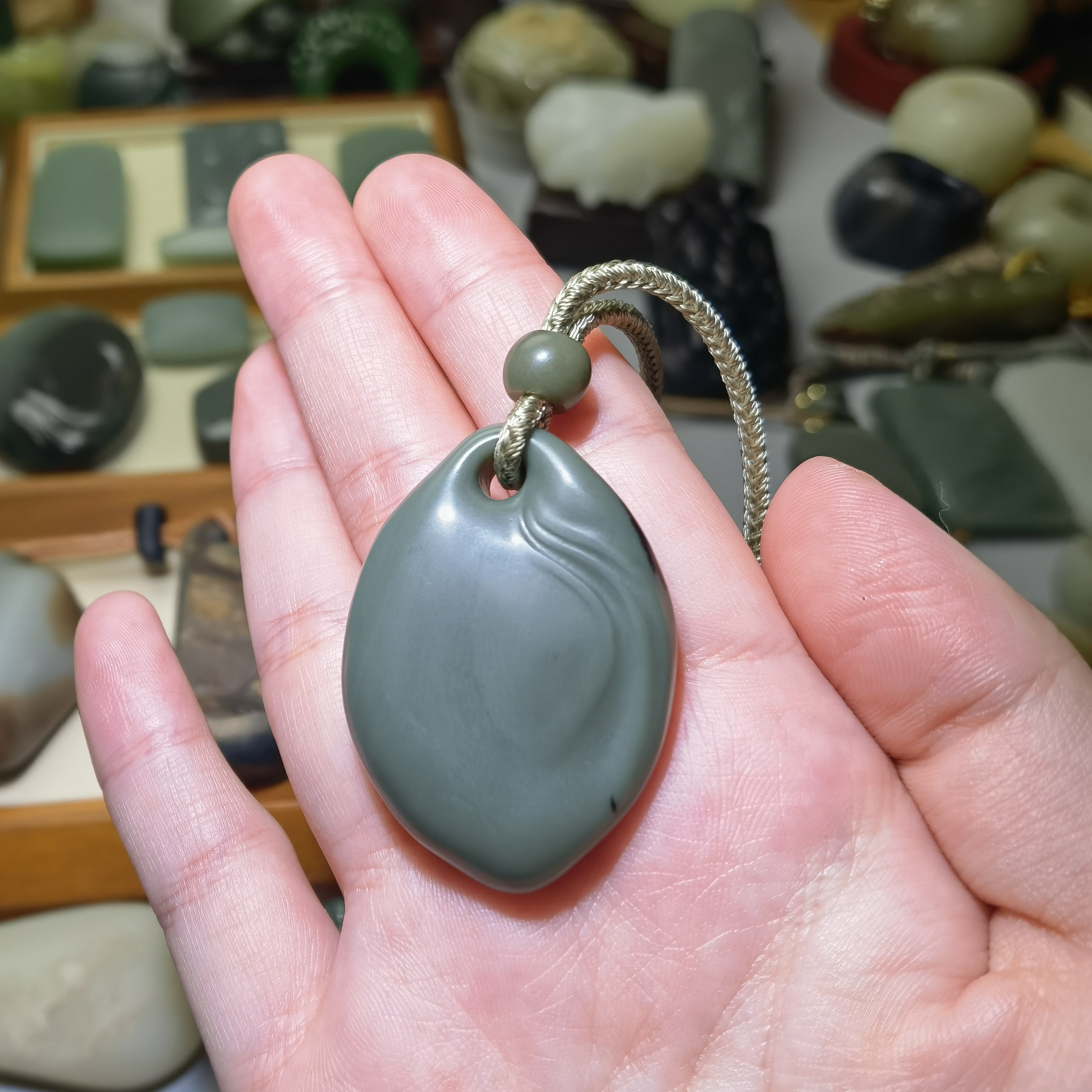 和田玉风生水起坠子