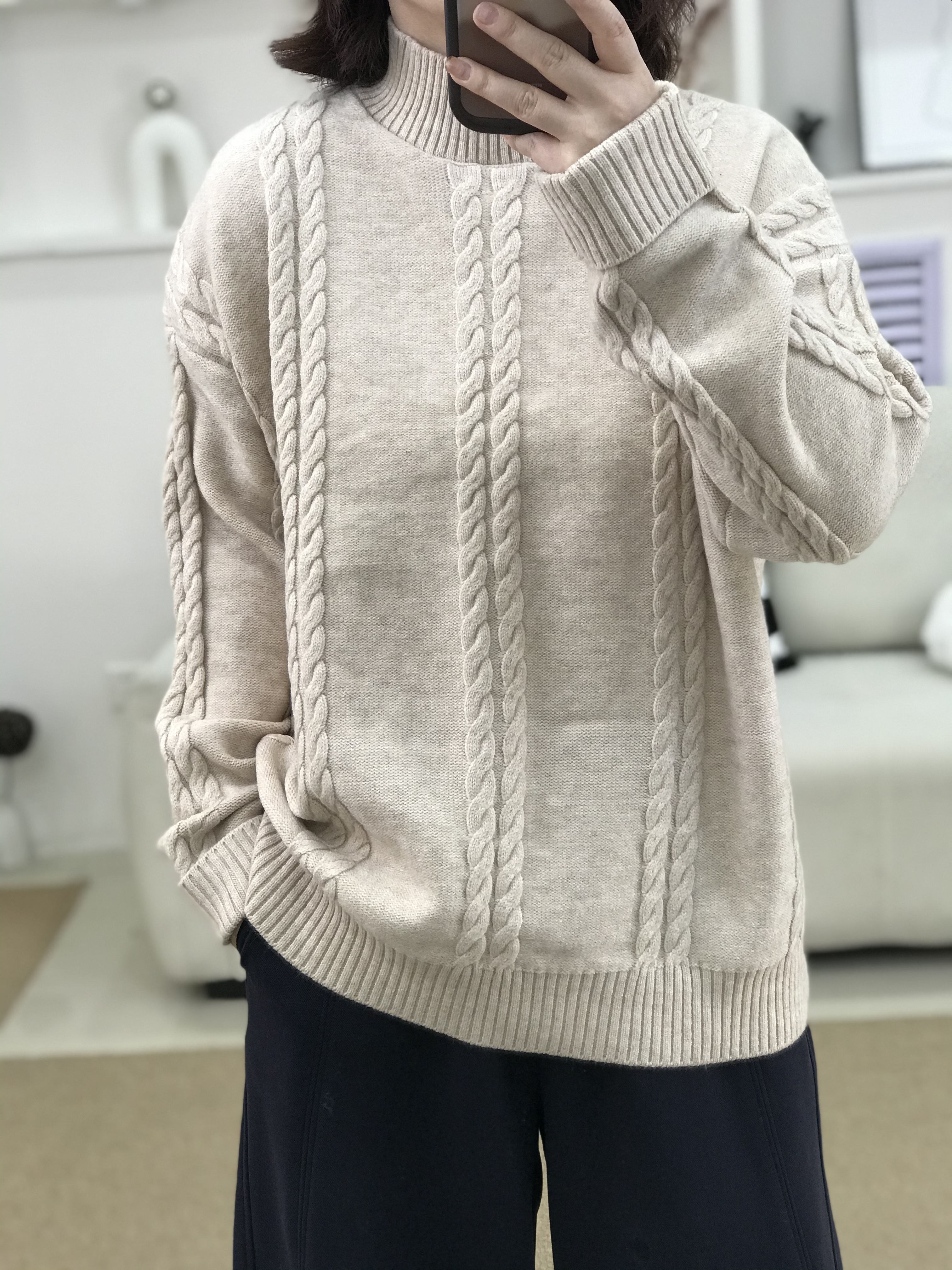 {莹莹推荐}230冬季大码女装简约净版麻花编织毛衣