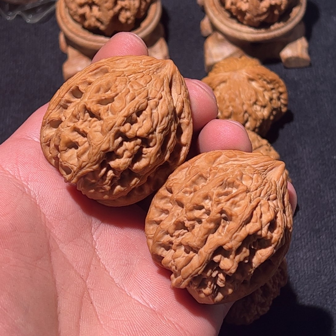 文玩核桃吊坠全品大沽石45尺