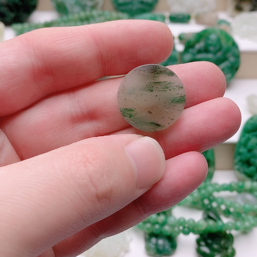 独山玉吊坠未镶嵌