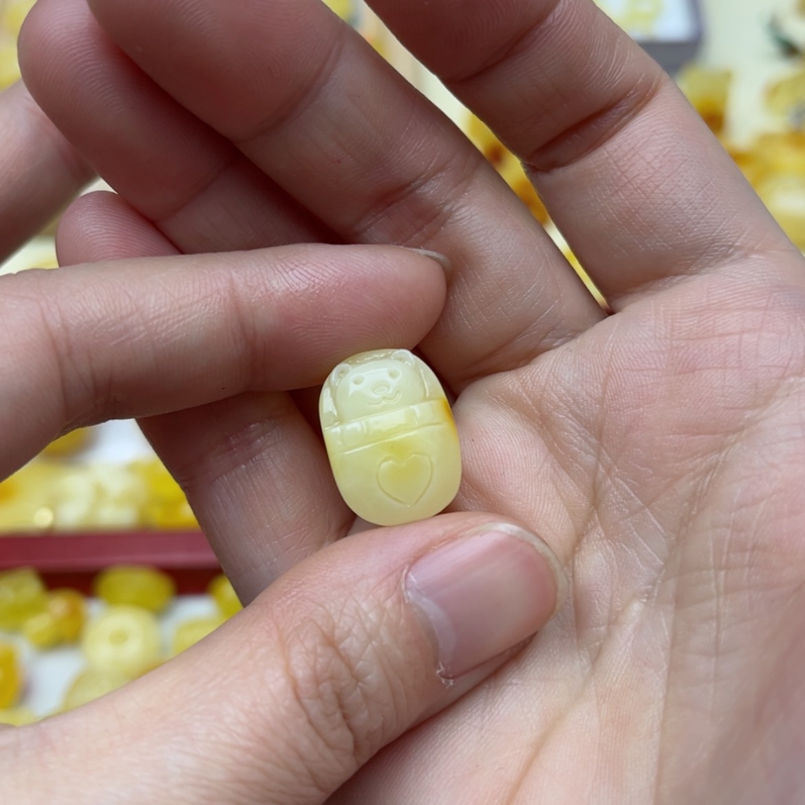 【闪购商品】蜜蜡裸石未镶嵌配饰