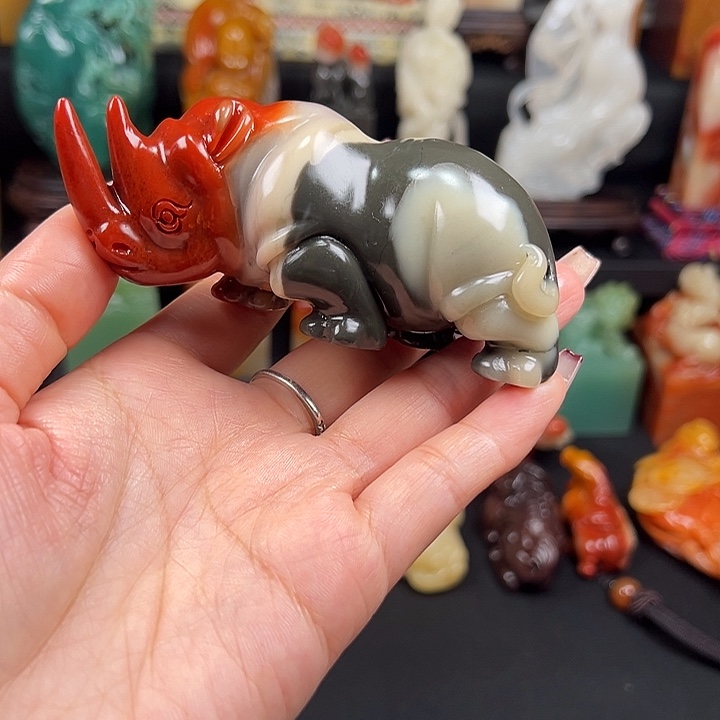 寿山石五彩高山石