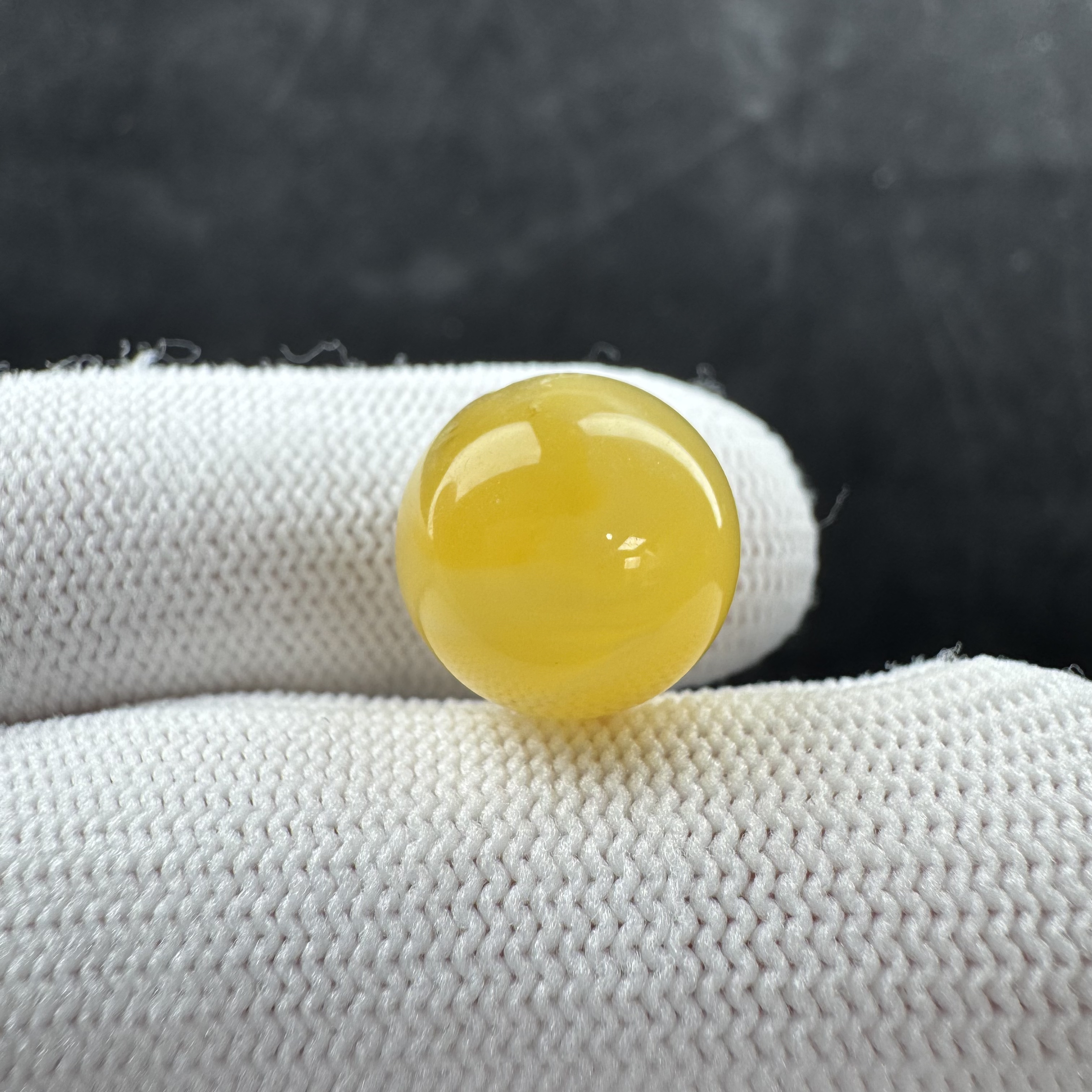 D3752 天然原矿蜜蜡 圆珠13.7mm 支持鉴定假一罚十