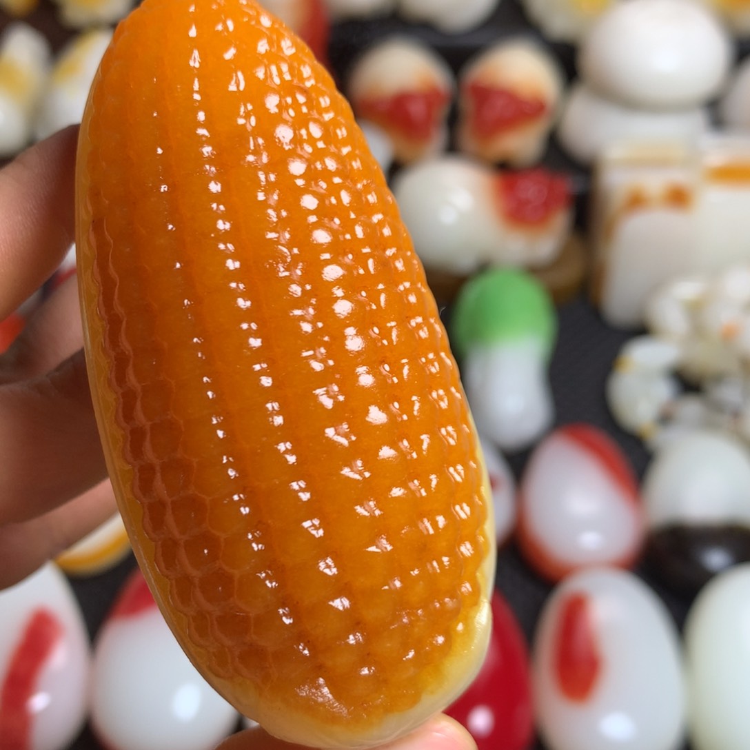 新疆戈壁石五彩石