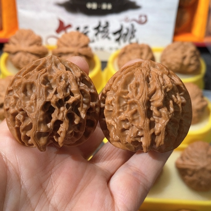 文玩核桃把件苹果园 40 40