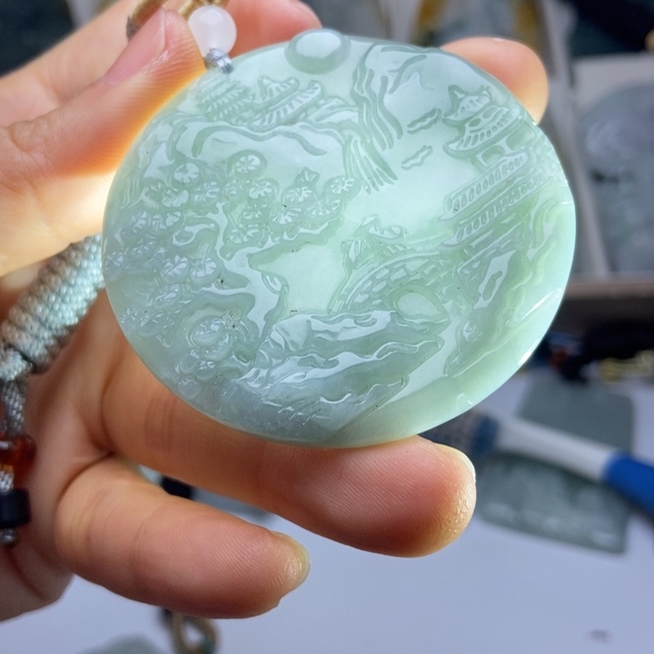 翡翠未镶嵌颈饰翡翠