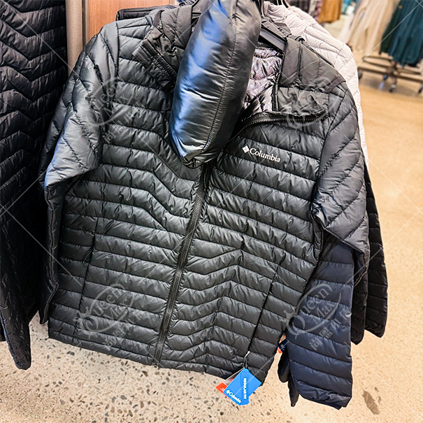 COLUMBIA/哥伦比亚 男款连帽羽绒服2107951-010