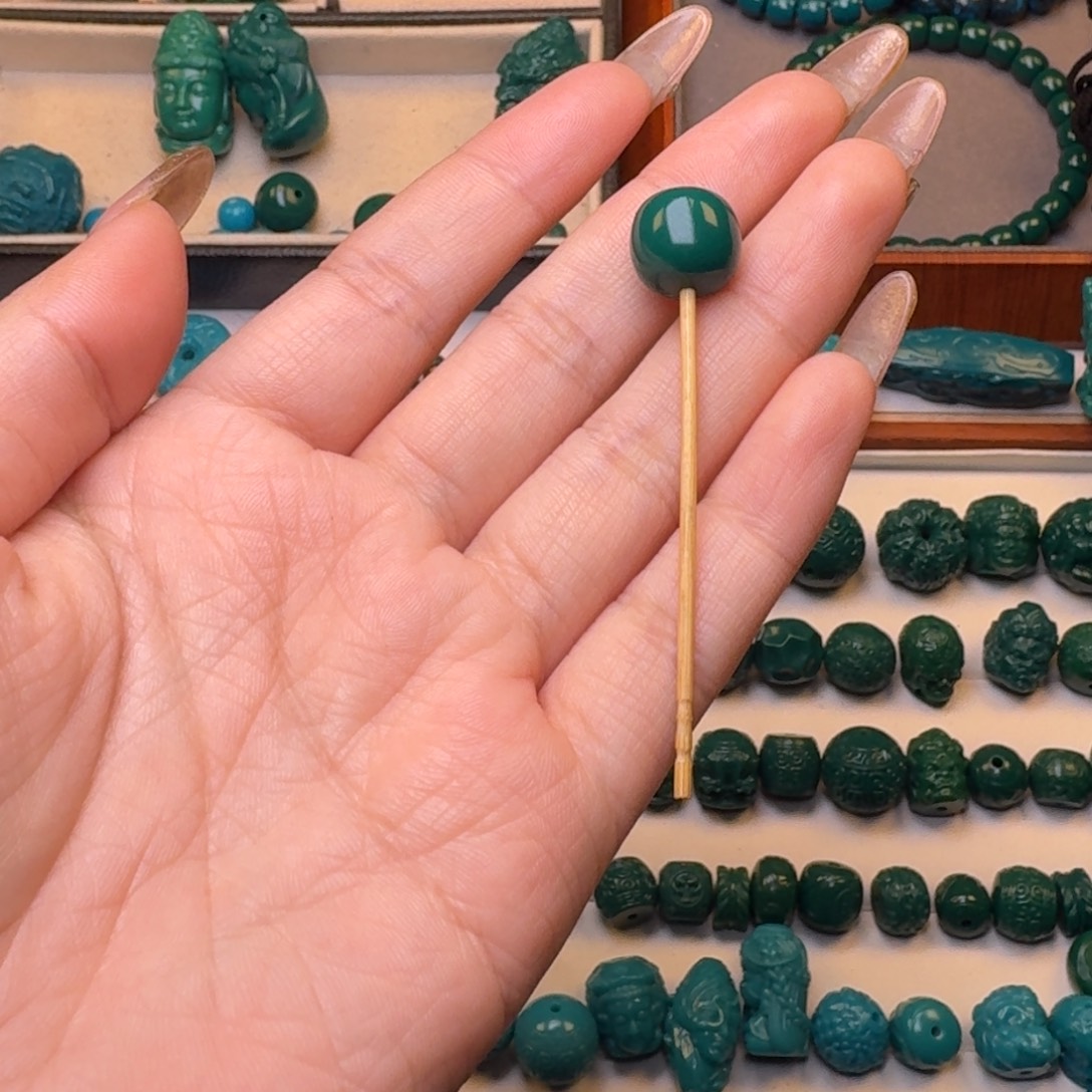 国***英颈饰玻璃文玩配饰11