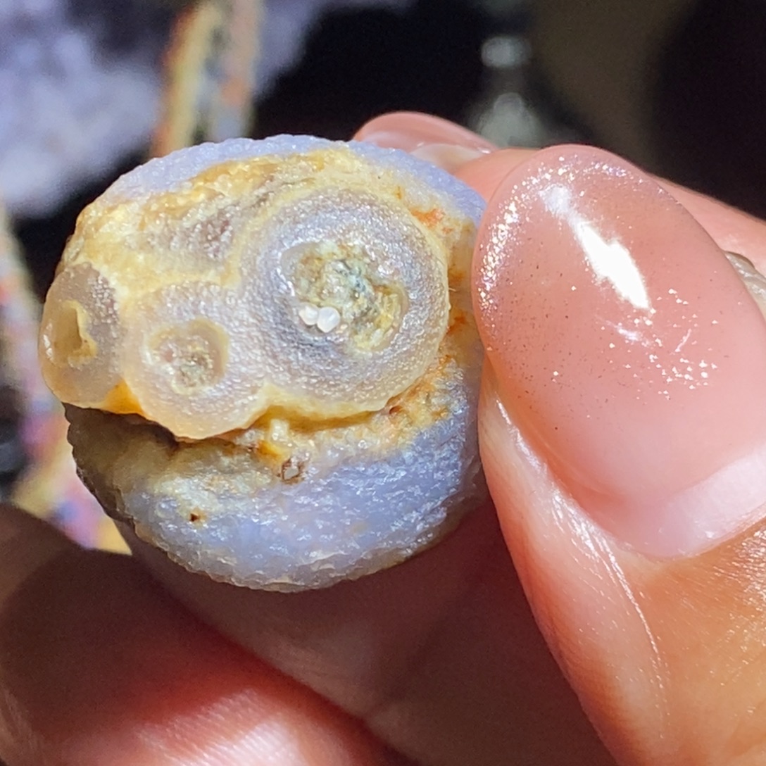 玛瑙/玉髓未镶嵌珠宝半成品