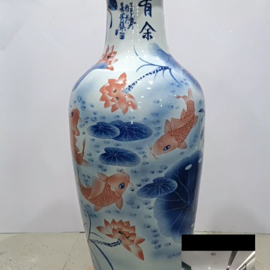 瓶手绘连年有余0.95米一个