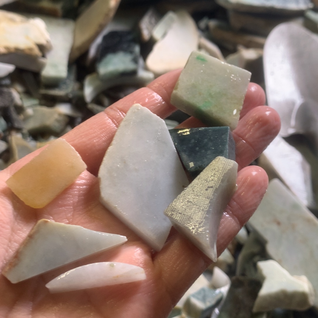 翡翠颈饰未镶嵌缅甸翡翠