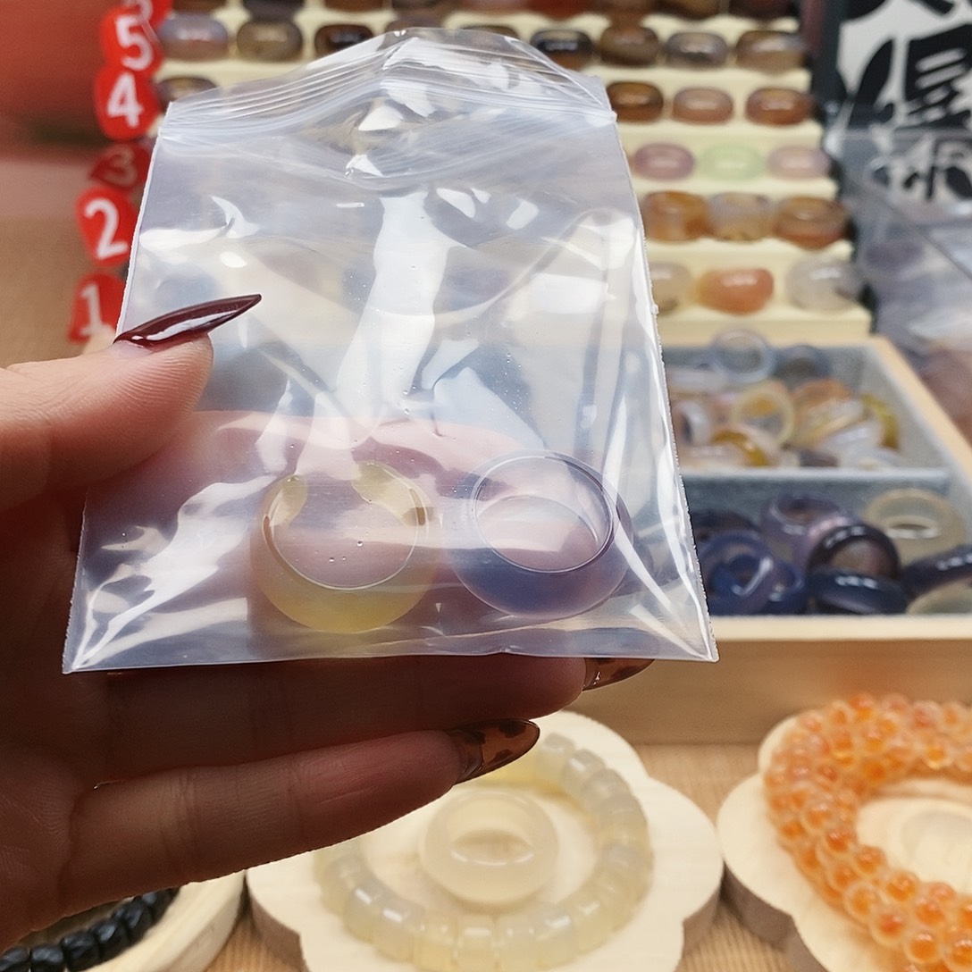 阿***锦玛瑙/玉髓未镶嵌戒指