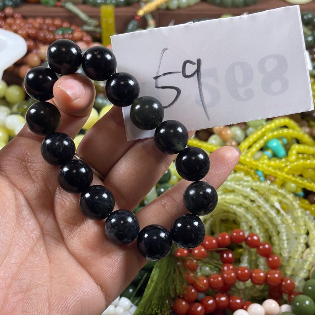 未镶嵌蛇纹石玉手链