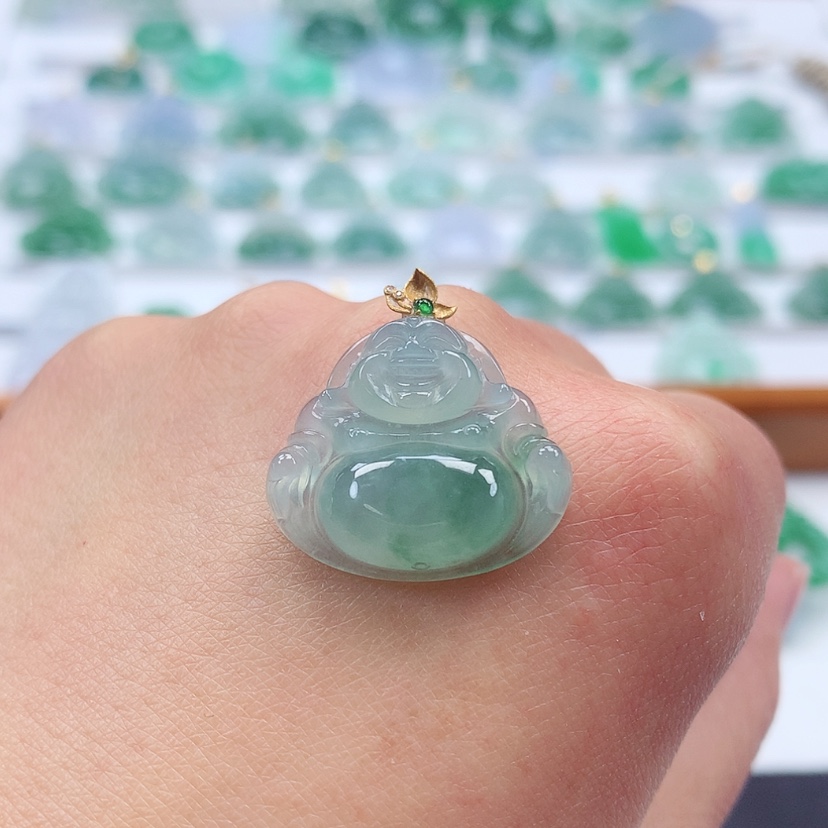 【闪购商品】翡翠吊坠(赠链)18K金镶嵌(****糖