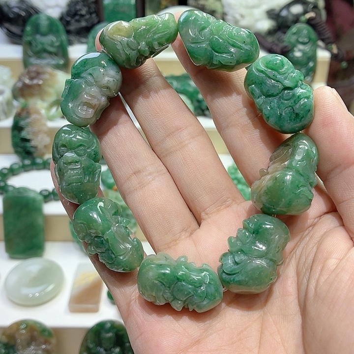 独山玉未镶嵌手串十八罗汉