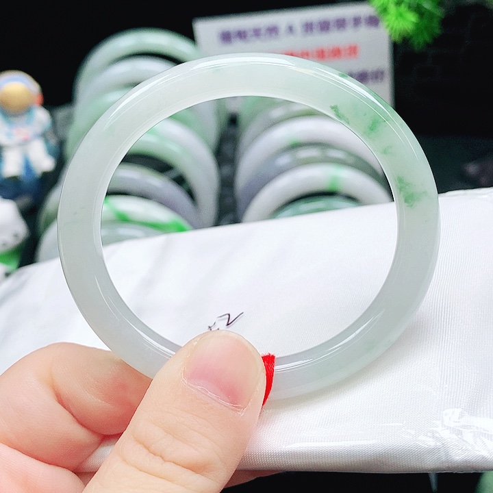 翡翠未镶嵌手镯09