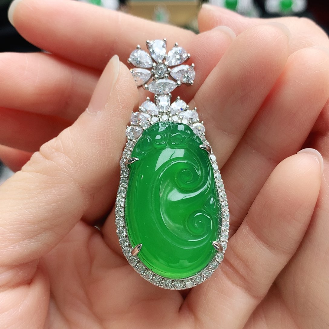 玛瑙/玉髓吊坠银S925镶嵌