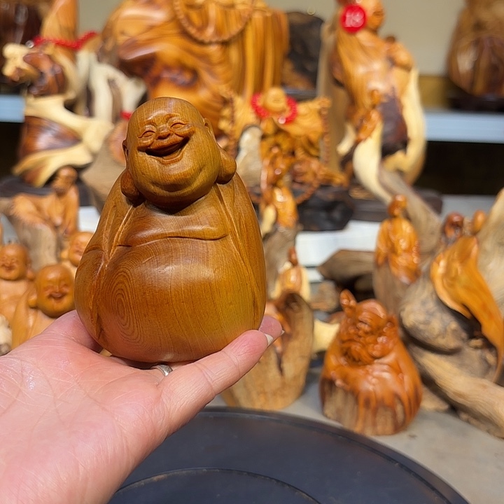 柏木太行崖柏弥勒佛