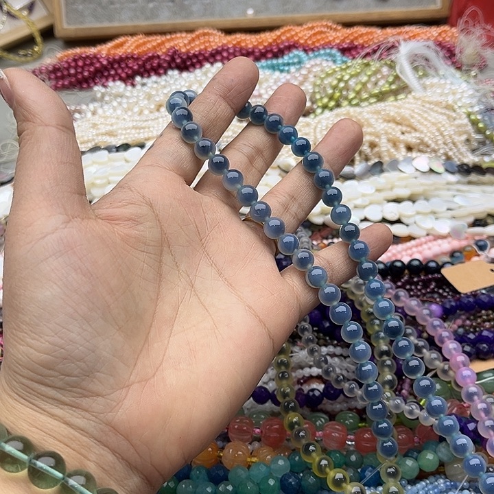 玛瑙/玉髓珠宝半成品未镶嵌一条8mm蓝糖心玛瑙