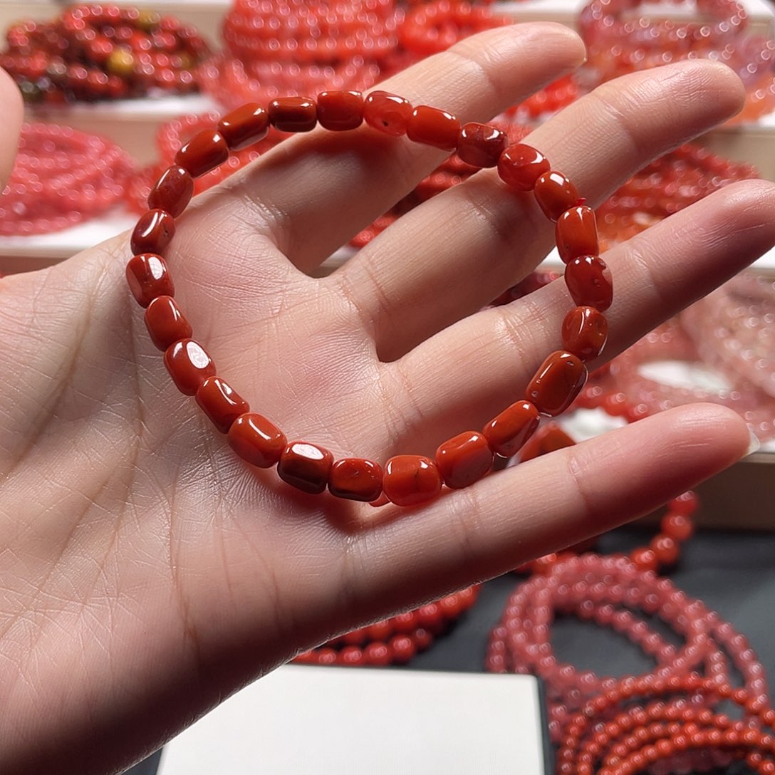 南红玛瑙未镶嵌手链