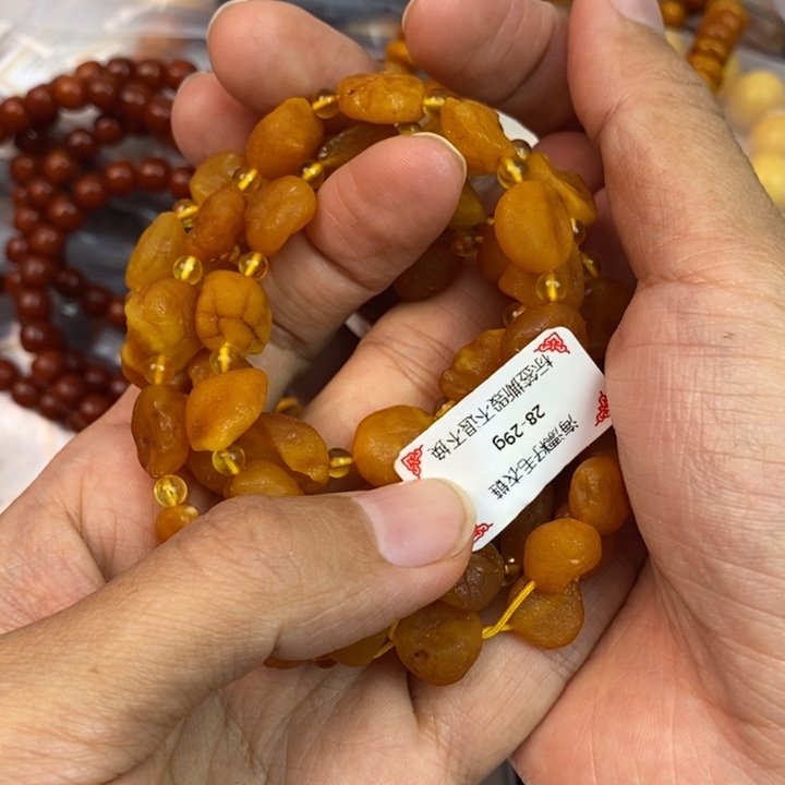 琥珀未镶嵌珠宝奇石