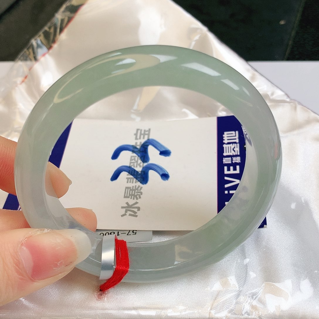 翡翠手镯未镶嵌缅甸天然a货翡翠