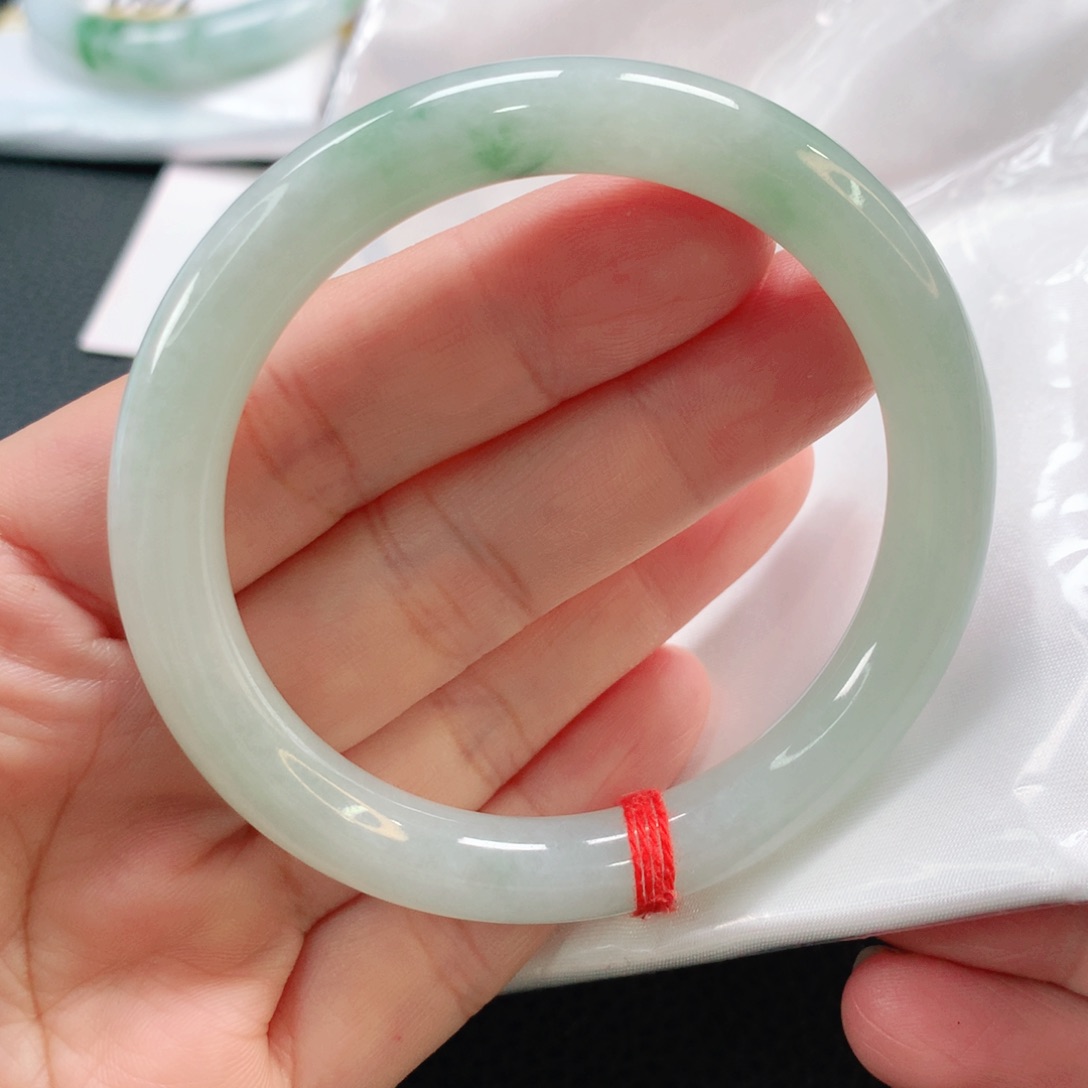 未镶嵌手镯翡翠55.6圆