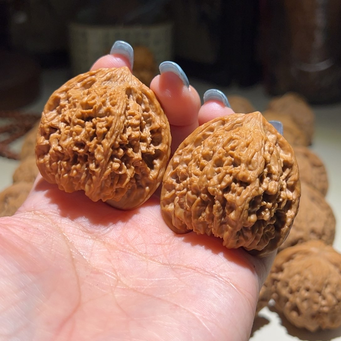 桃核吊坠满天星38加