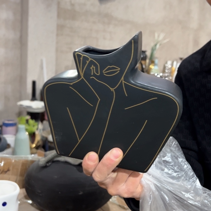 摆件高19口8公分微瑕捡漏