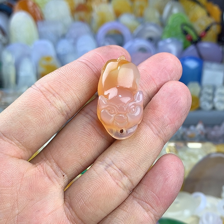 玛瑙/玉髓未镶嵌颈饰