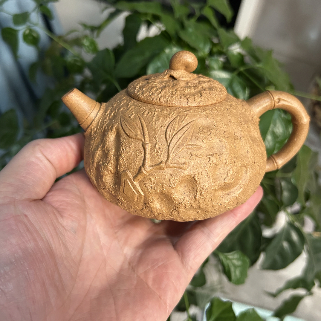 宜兴紫砂原矿金黄段供壶230cc