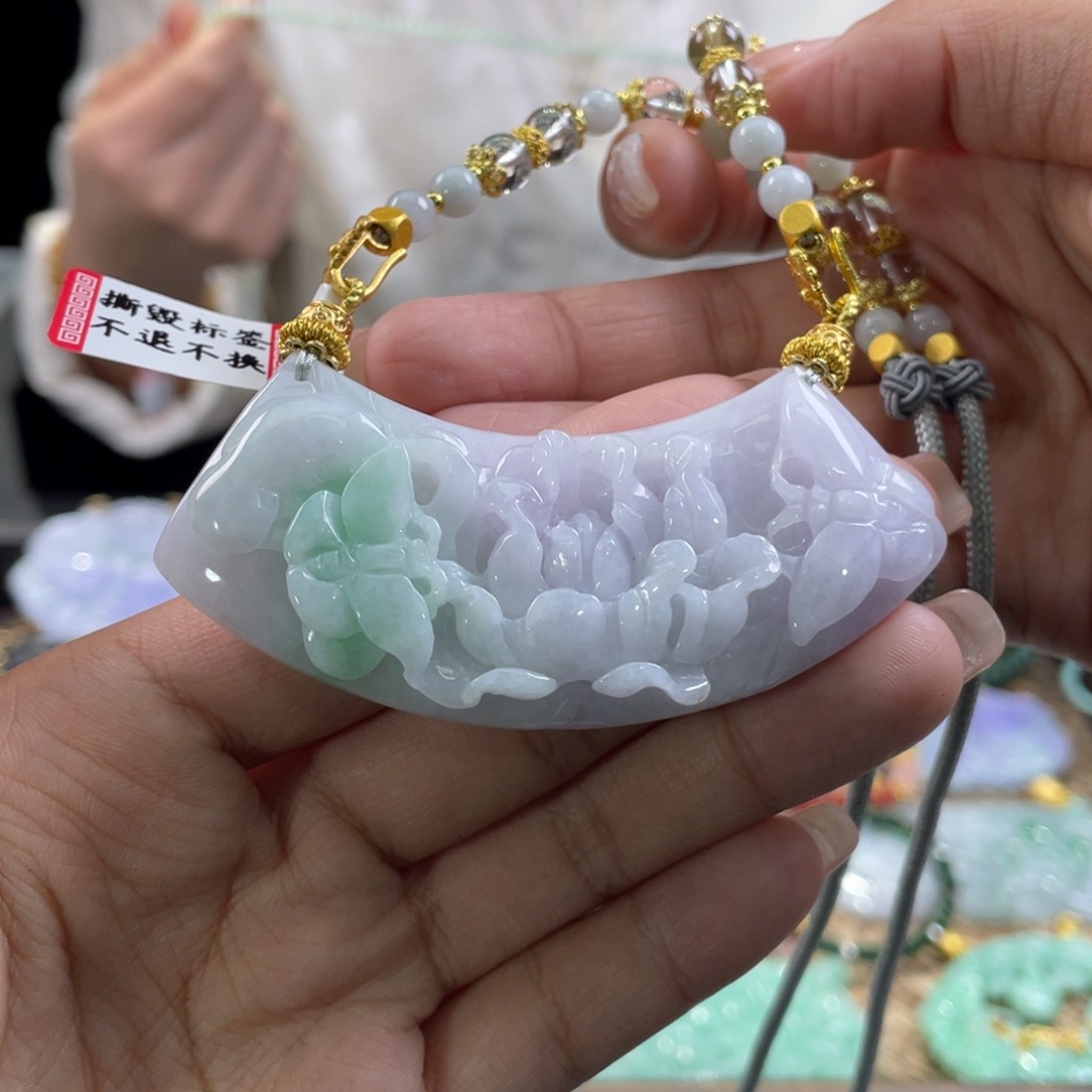 翡翠颈饰未镶嵌代编织