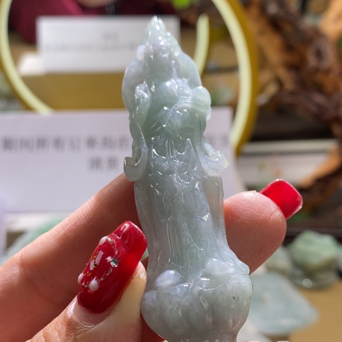 【闪购商品】翡翠颈饰未镶嵌观音