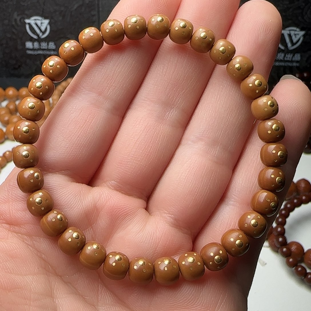 猴头核桃吊坠镶嵌款