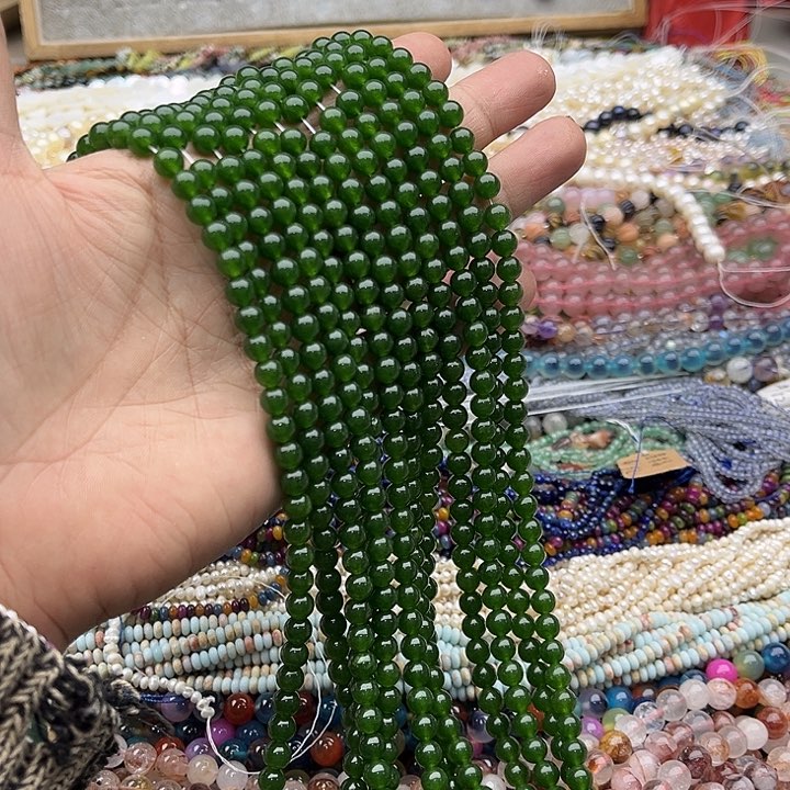 玛瑙/玉髓珠宝半成品未镶嵌一条6mm碧玉