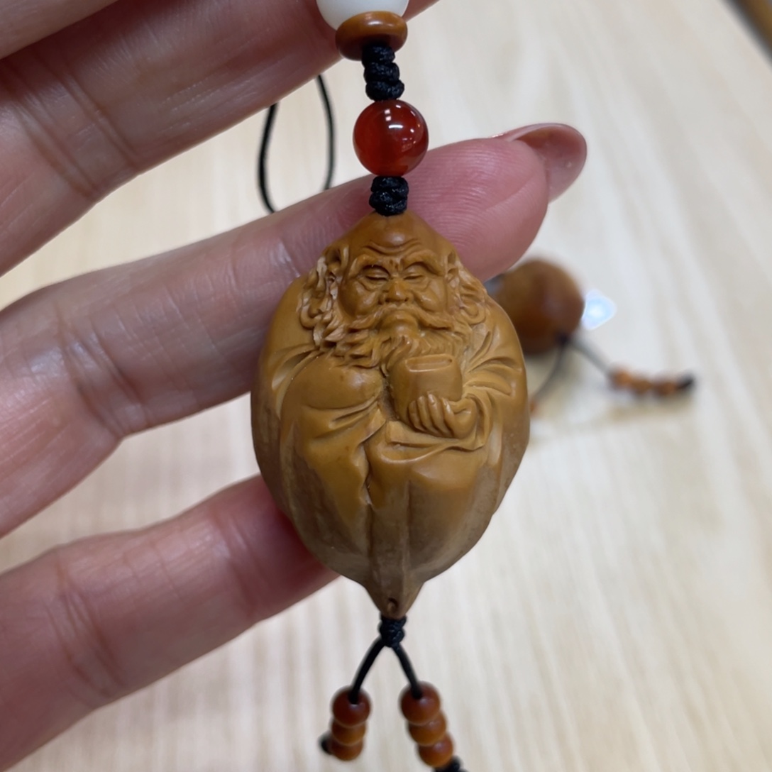 橄榄核手串橄榄核雕工艺