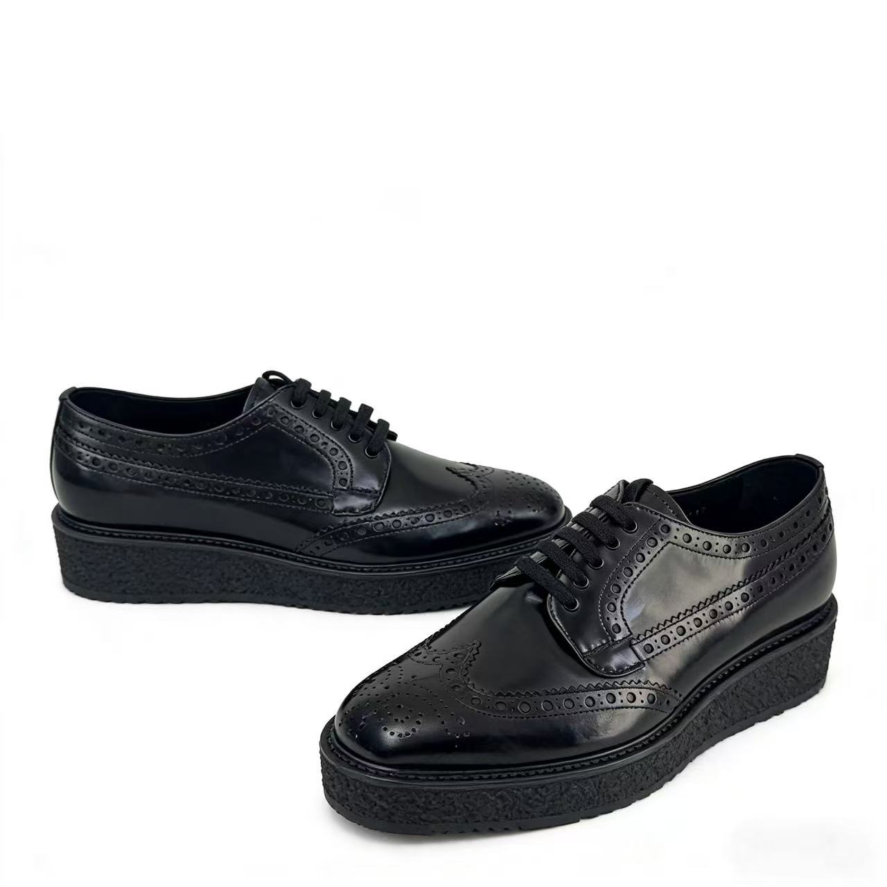 未使用 Prada/普拉达 休闲舒适百搭花纹巴洛克黑色系带乐福皮鞋