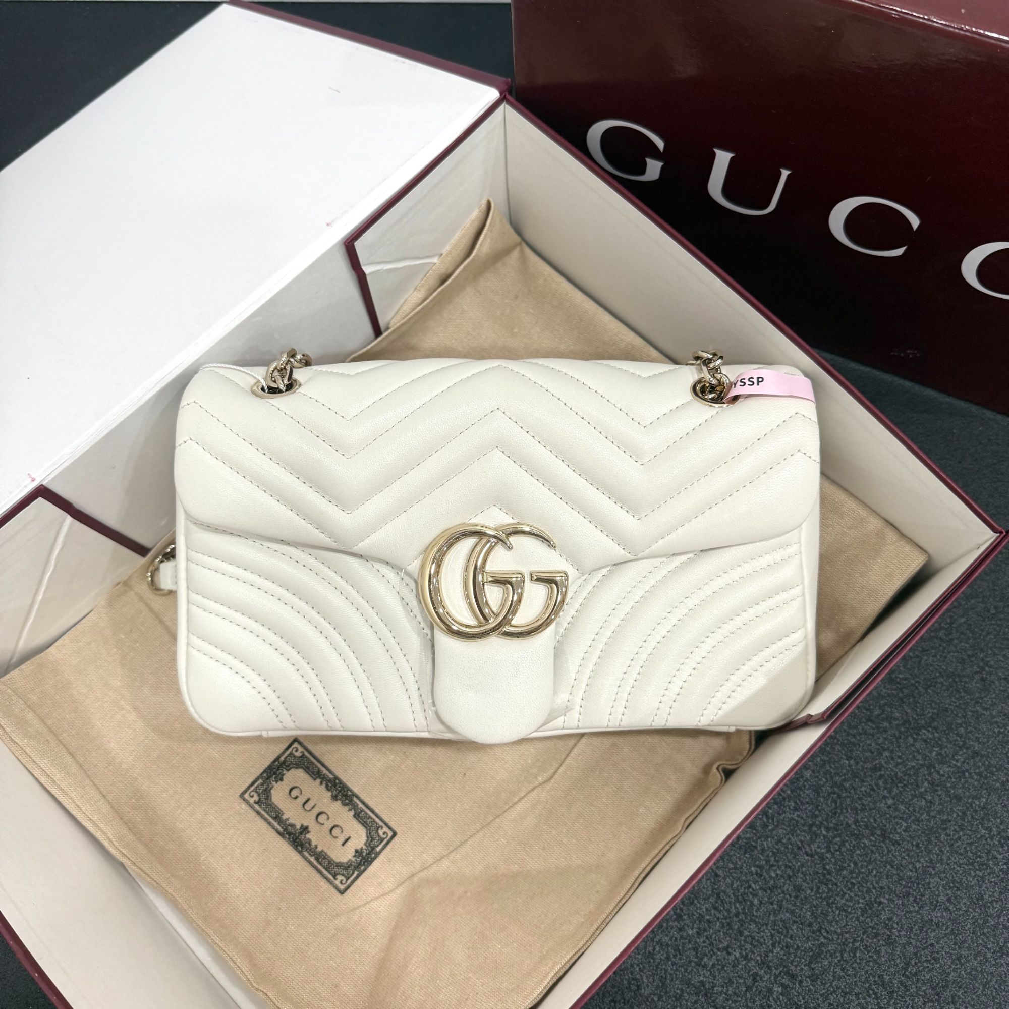未使用 GUCCI/古驰 壹所/GUCCI 马蒙22 白金 白内 羊皮款 全新