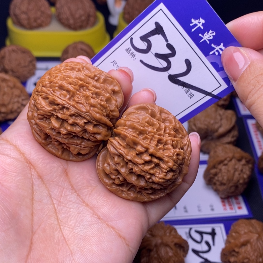 文玩核桃吊坠532号链接四座楼4.2尺全品