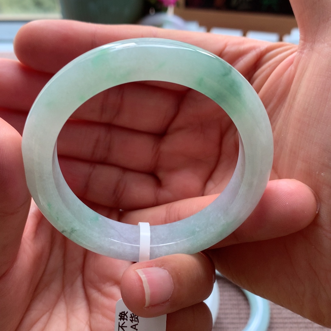翡翠手镯未镶嵌12号
