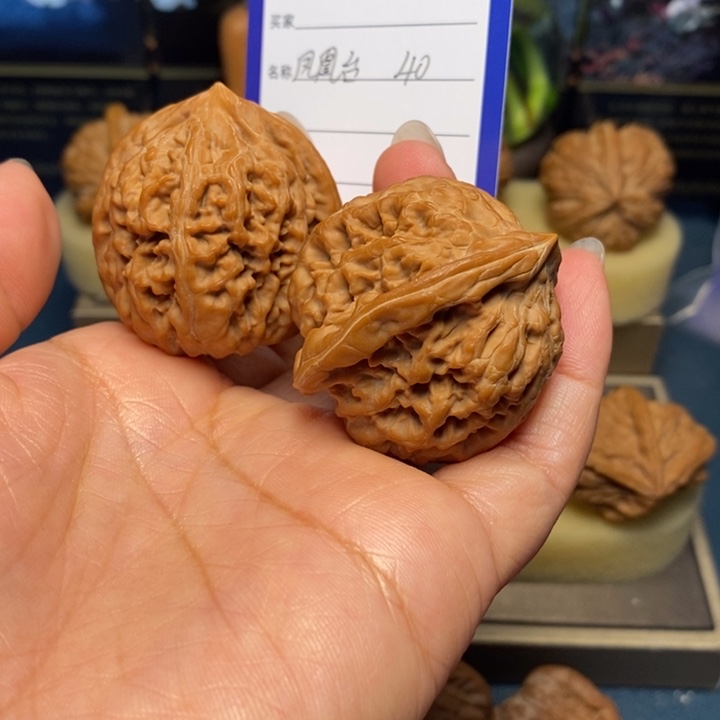 【闪购商品】把件文玩核桃风**吹凤凰台