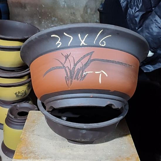 宜兴紫砂花盆清清楚